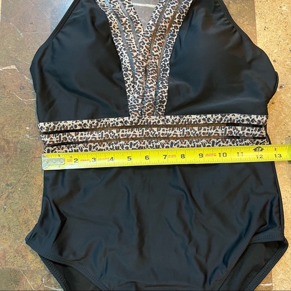 Women’s SZ M SHEIN BNWT Black w/leopard print One Piece Swimsuit - Picture 12 of 17